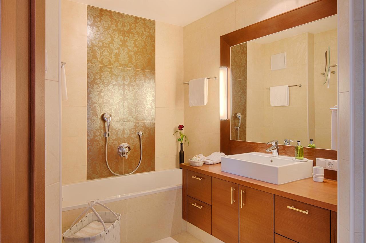 Deluxe Double Room,1546781782:JPEG