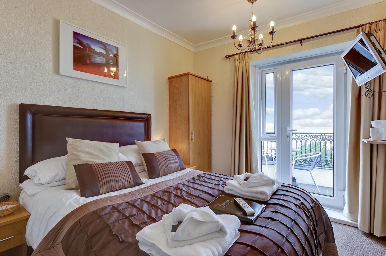 Compact Double Room Balcony Sea View 2nd Floor