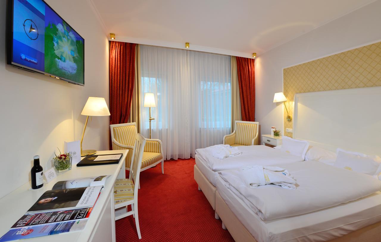Large Double Room