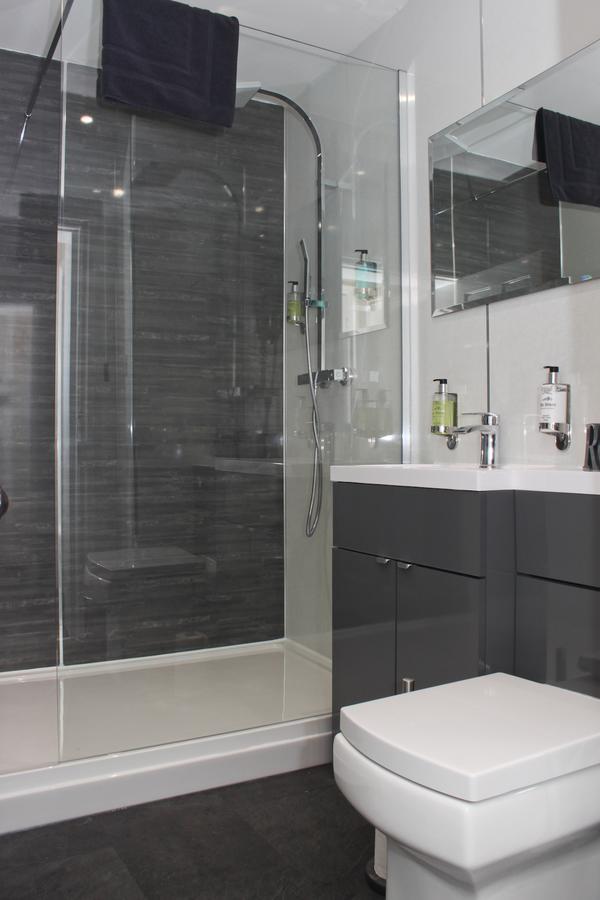 Deluxe One-Bedroom Apartment (4 Adults) Jorvik Suite