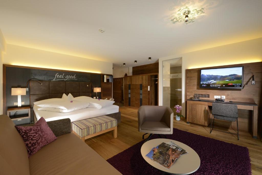 Deluxe Suite