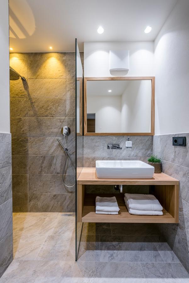 Small Double Room,652673193:JPEG