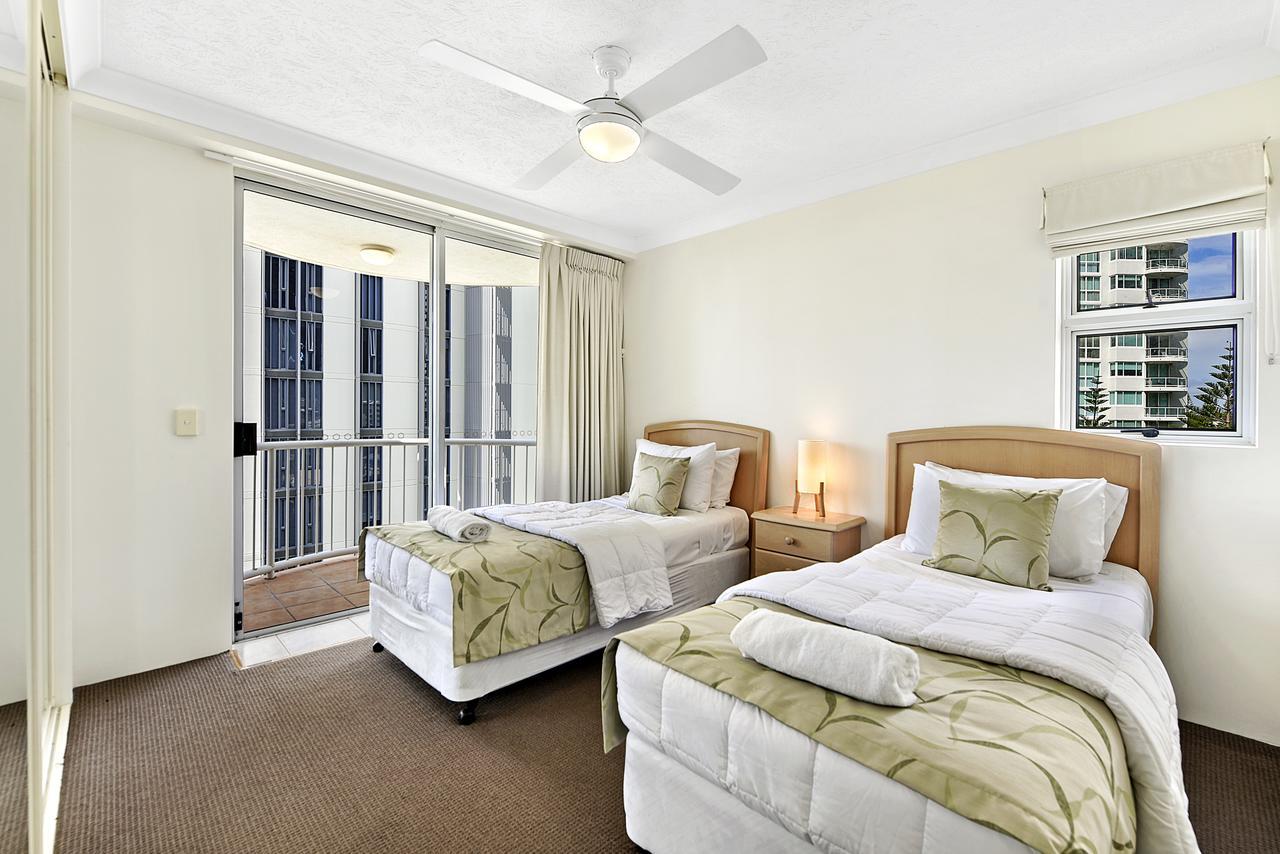 Two-Bedroom Apartment with Sea View