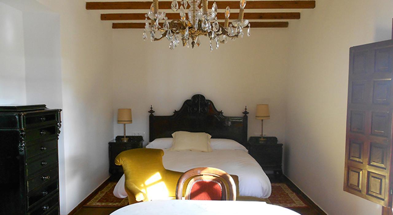 Standard Suite,646779978:JPEG