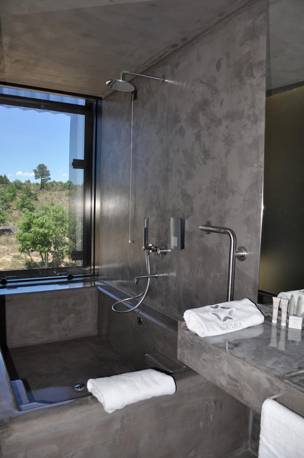 Suite Balcony,651564687:JPEG