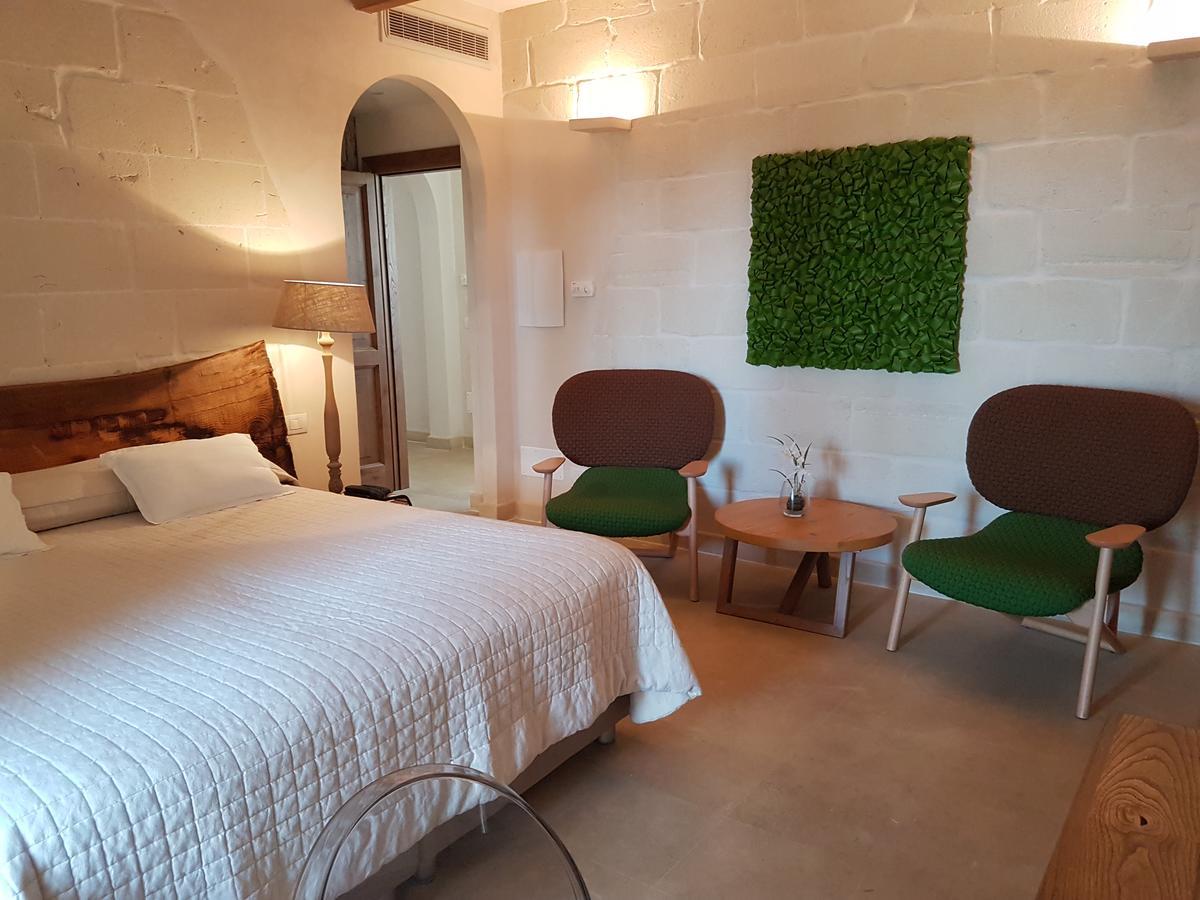 Deluxe Double Room Balcony