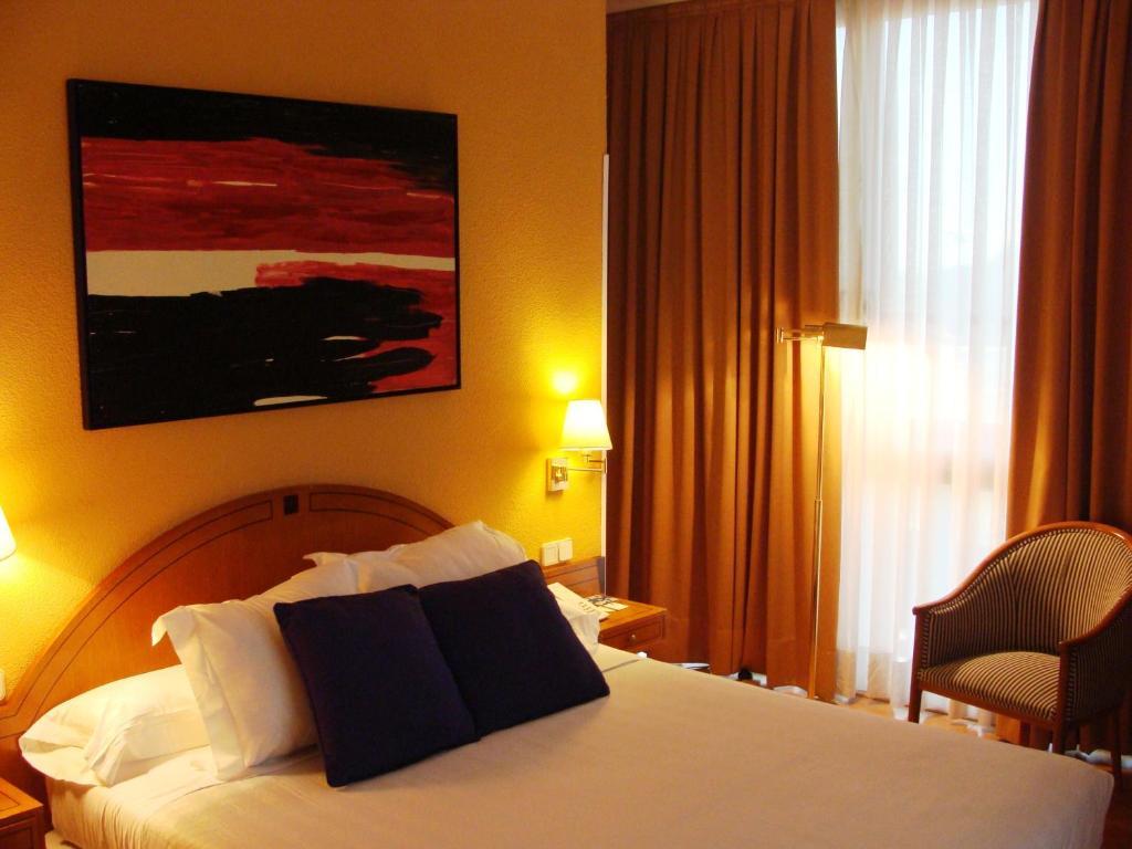 Double Room,1479780842:JPEG