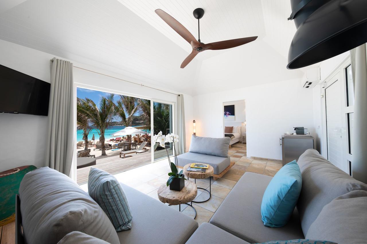 Beach Front Suite,804833388:JPEG