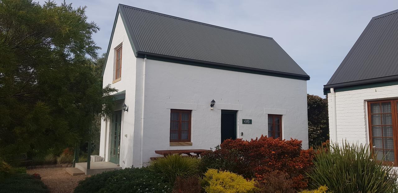 Two-Bedroom Cottage - Lady Esther