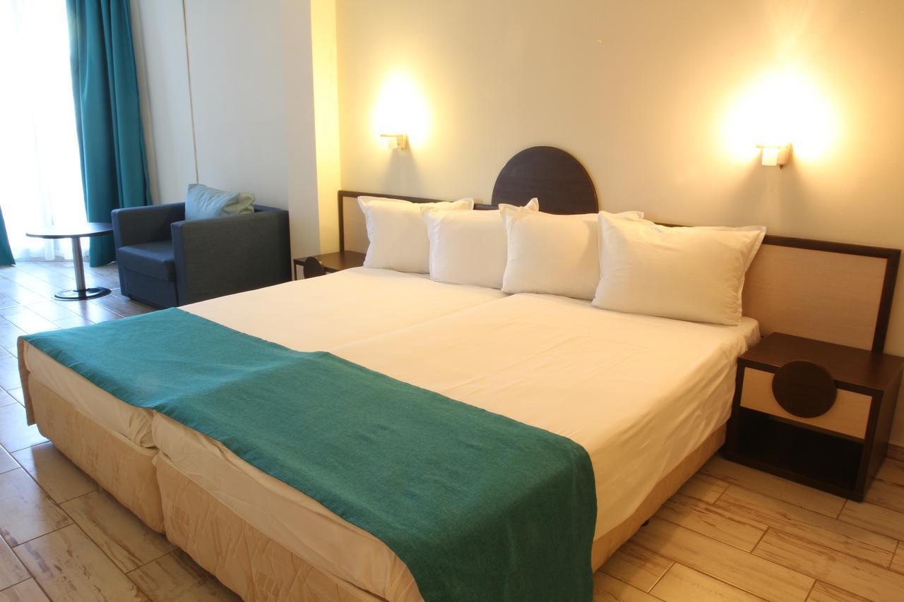 Superior Twin Room Balcony