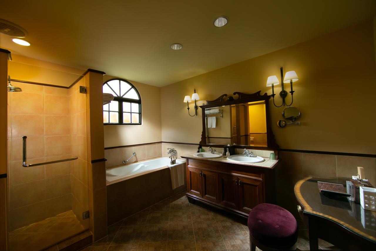 Casa Seaview Deluxe Suite