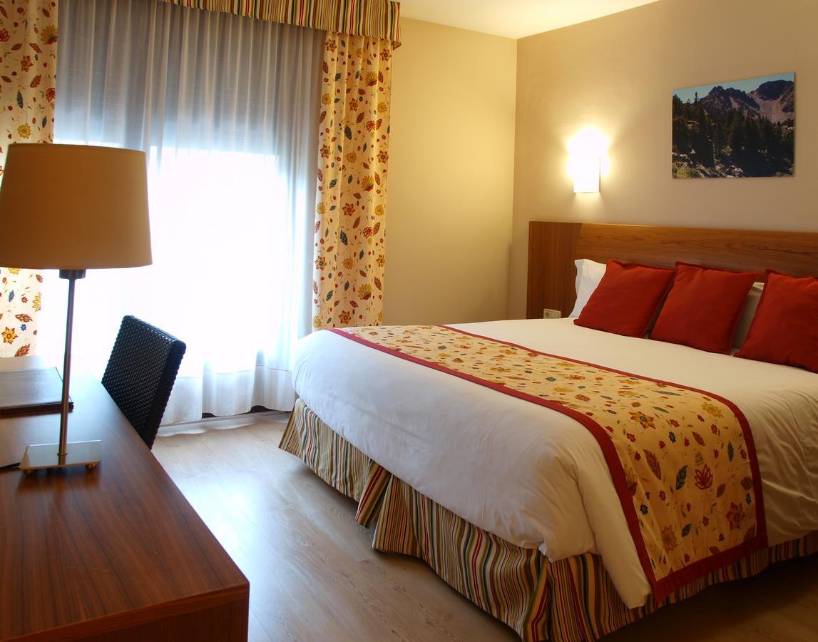 Double or Twin Room Spa Access