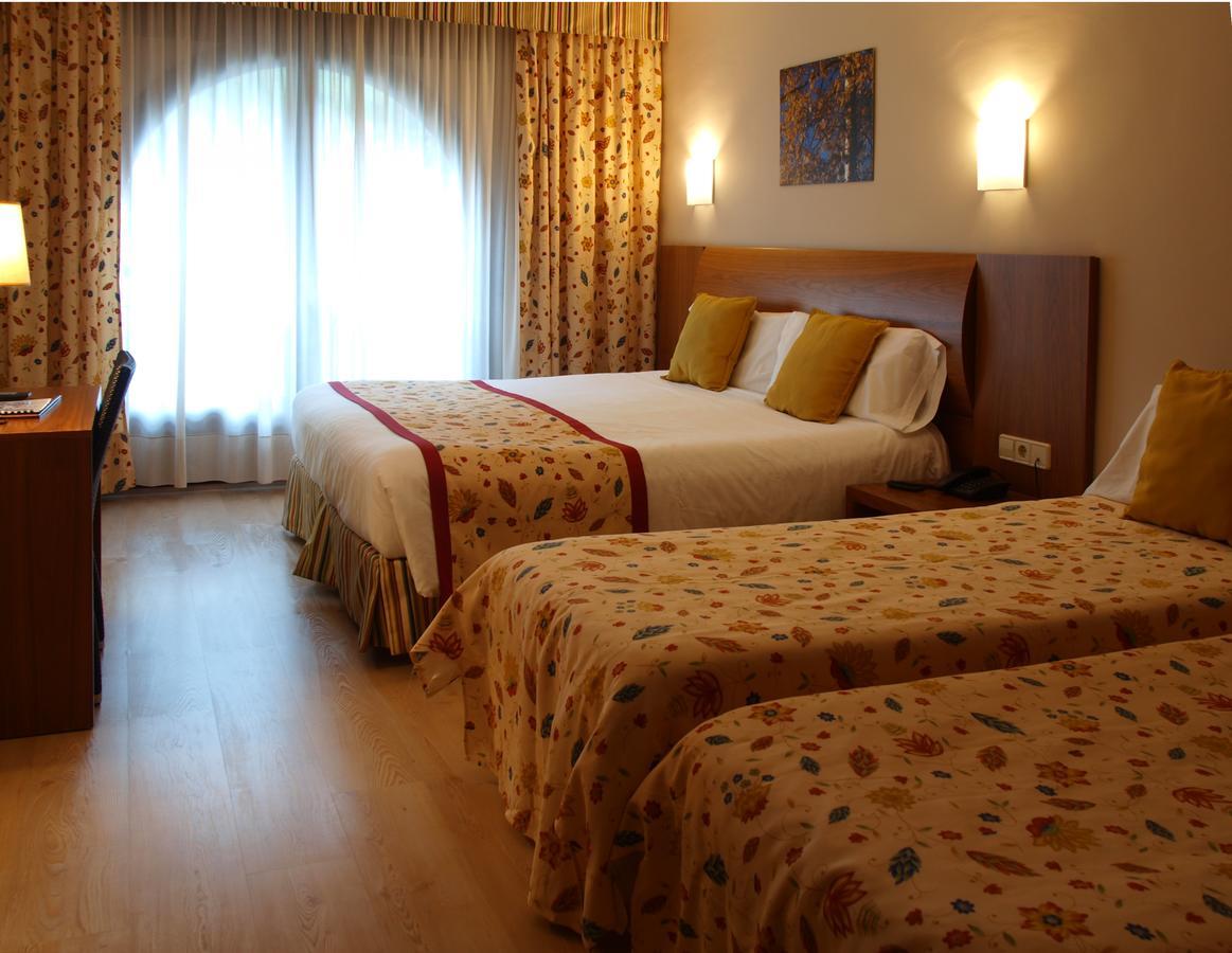 Triple Room Spa Access