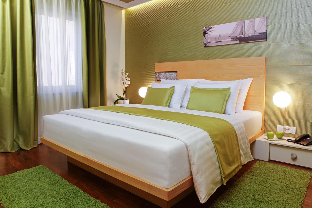 Deluxe Suite with Sea View