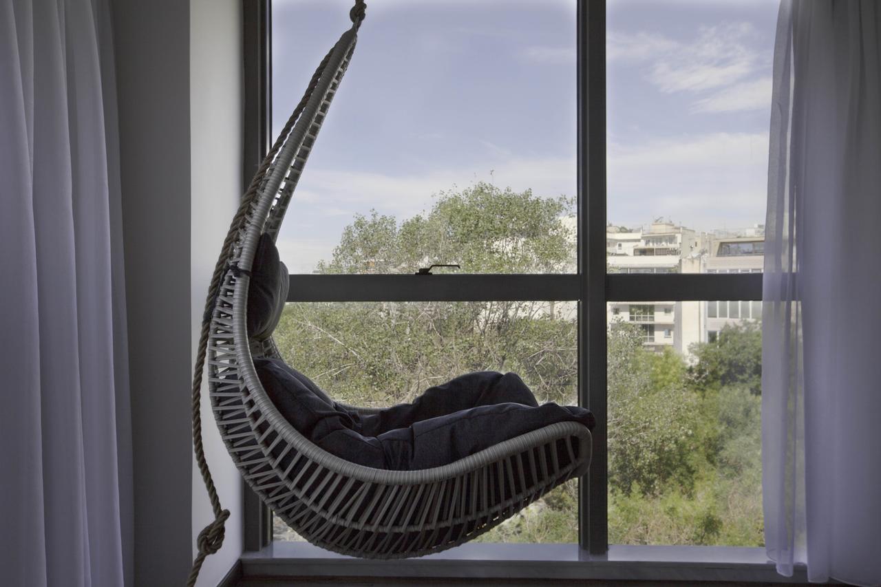Lifestyle Suite with Acropolis View