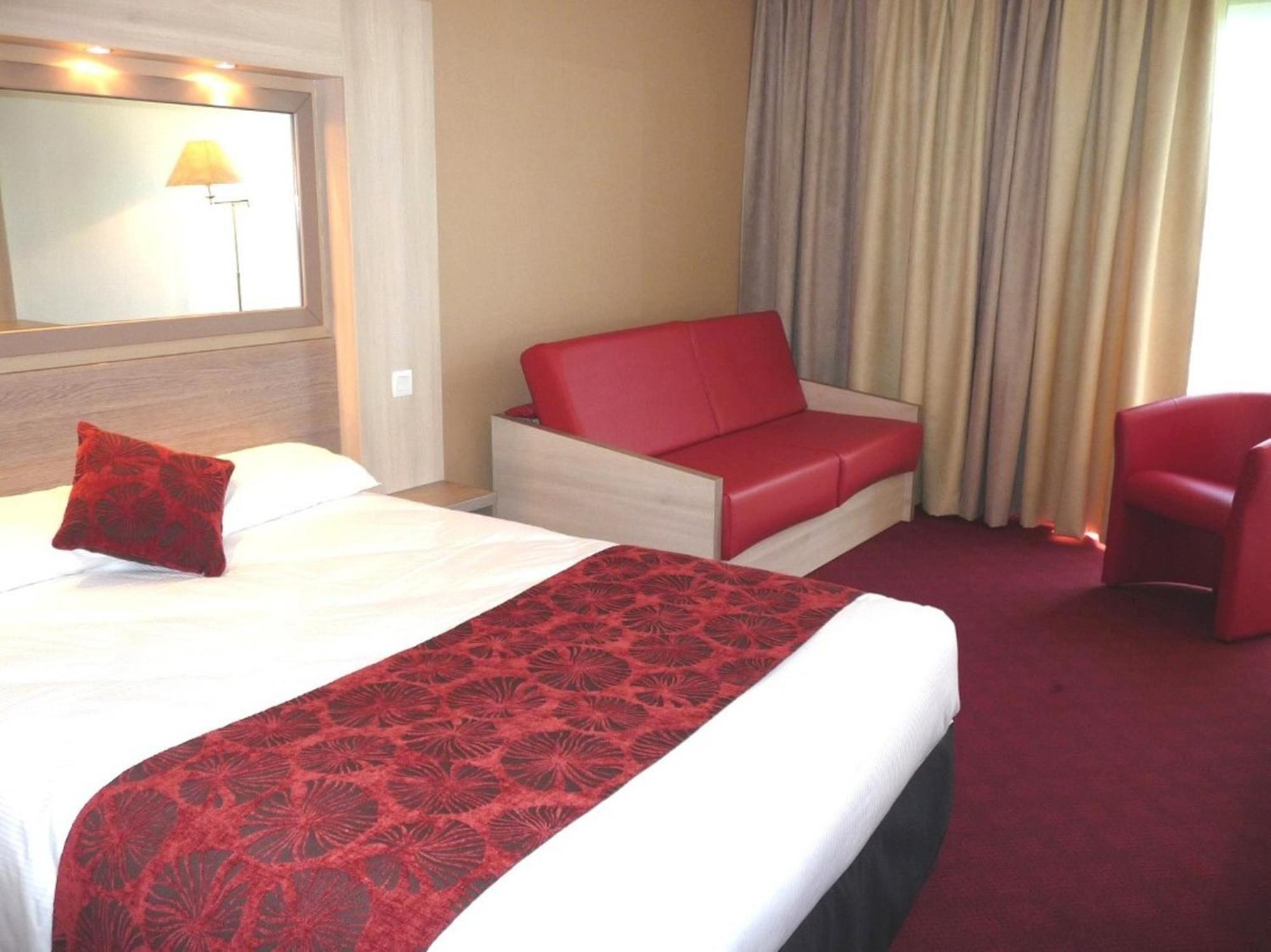 Exclusive Room,779146704:JPEG
