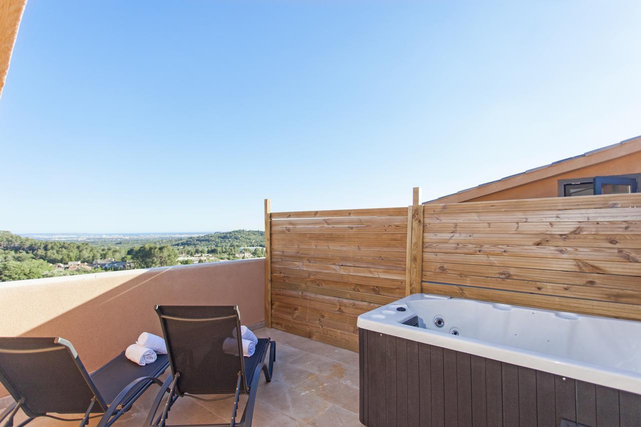 Superior Doppelzimmer mit Terrasse und eigenem Whirlpool