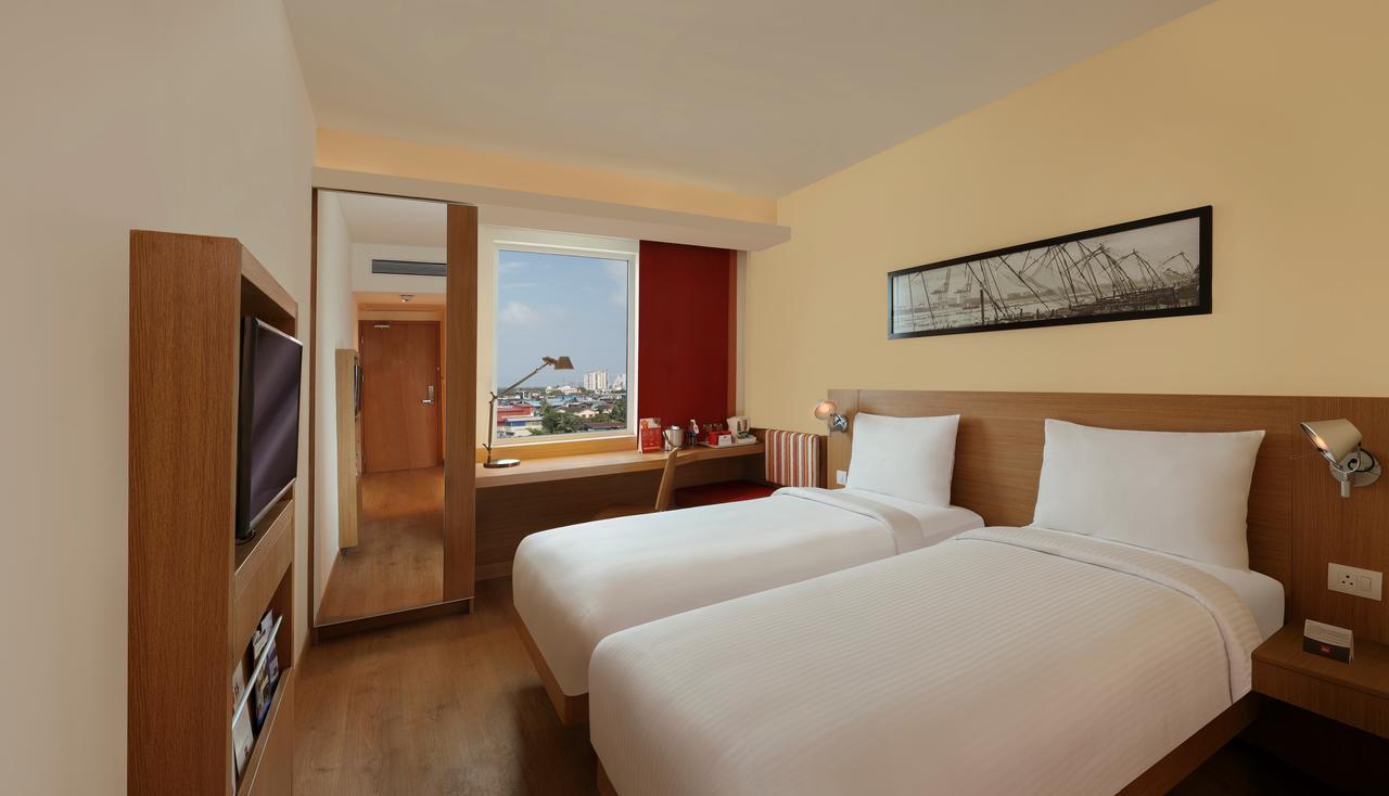 Superior Twin Room with Pool View - 30% Discount on Food and Beverages