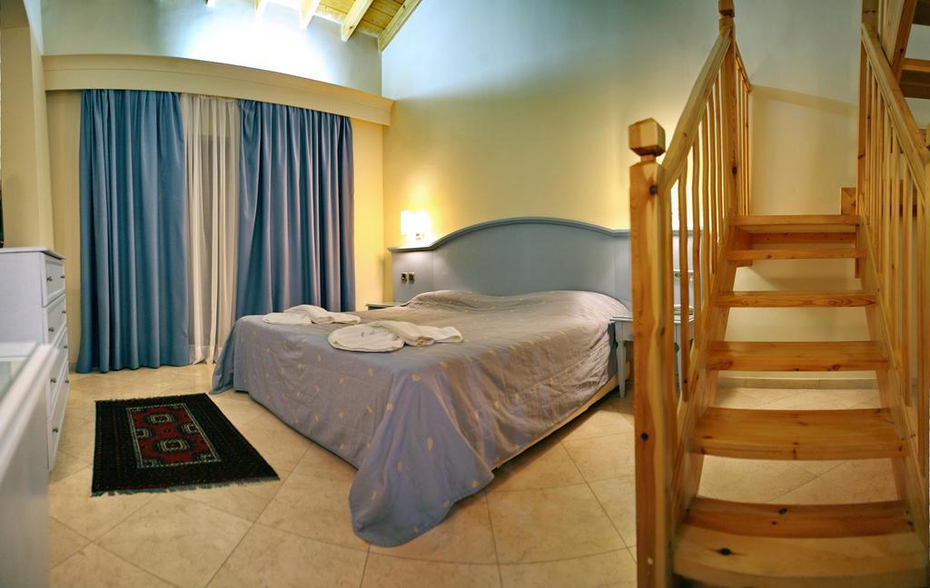 Maisonette with Sea View