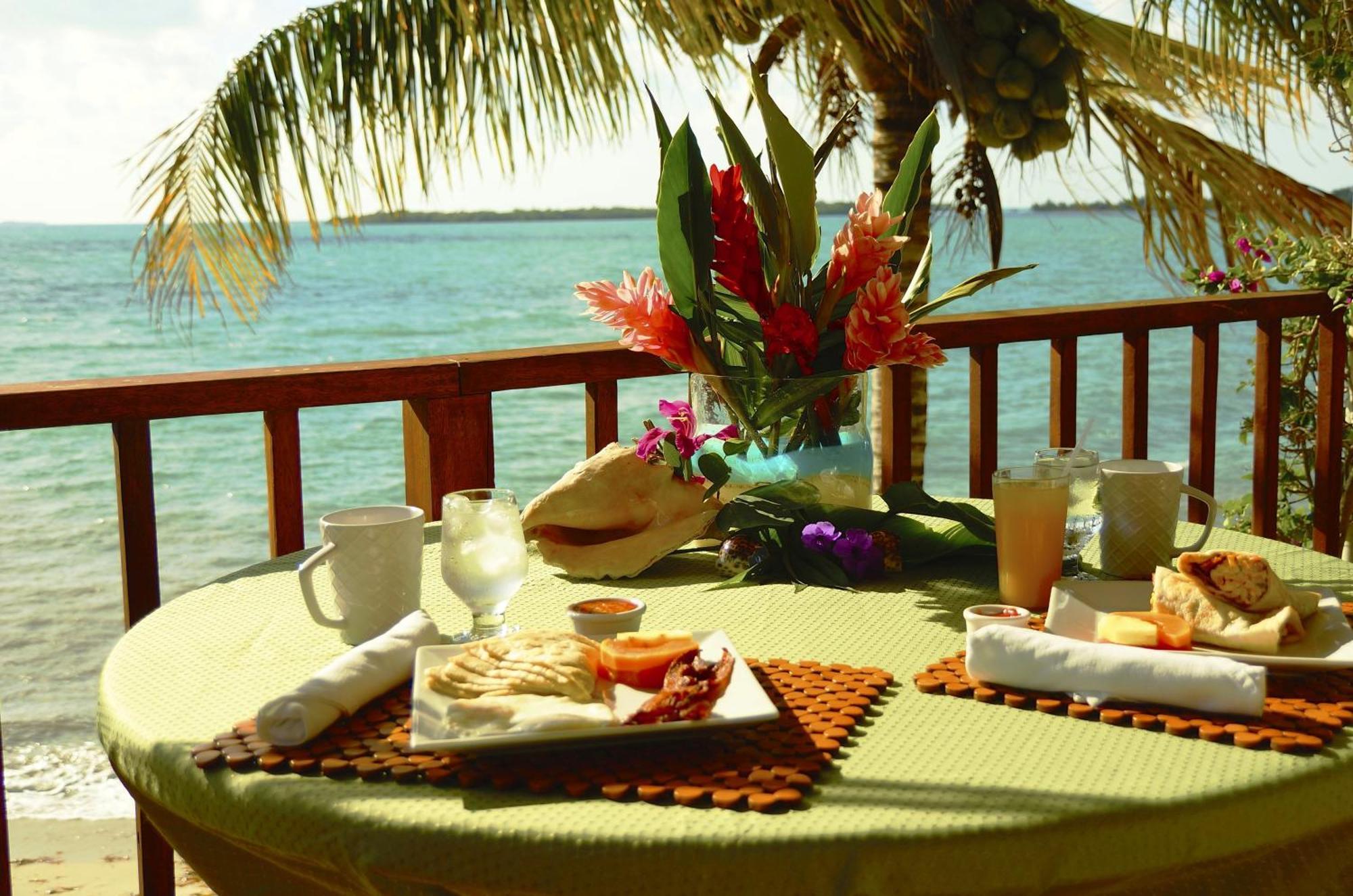 Luxury Two-Bedroom Villa - Sea Front