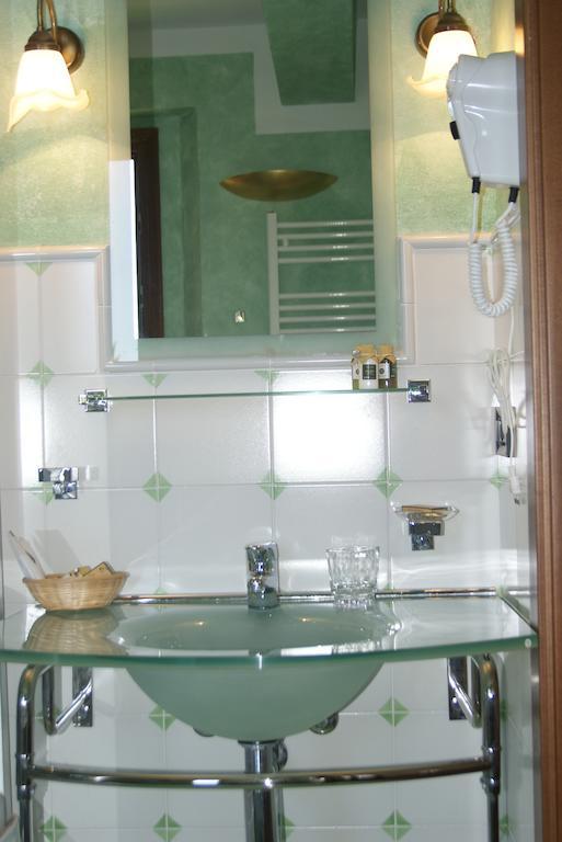 Deluxe Tweepersoonskamer met 1 of 2 bedden en Terras