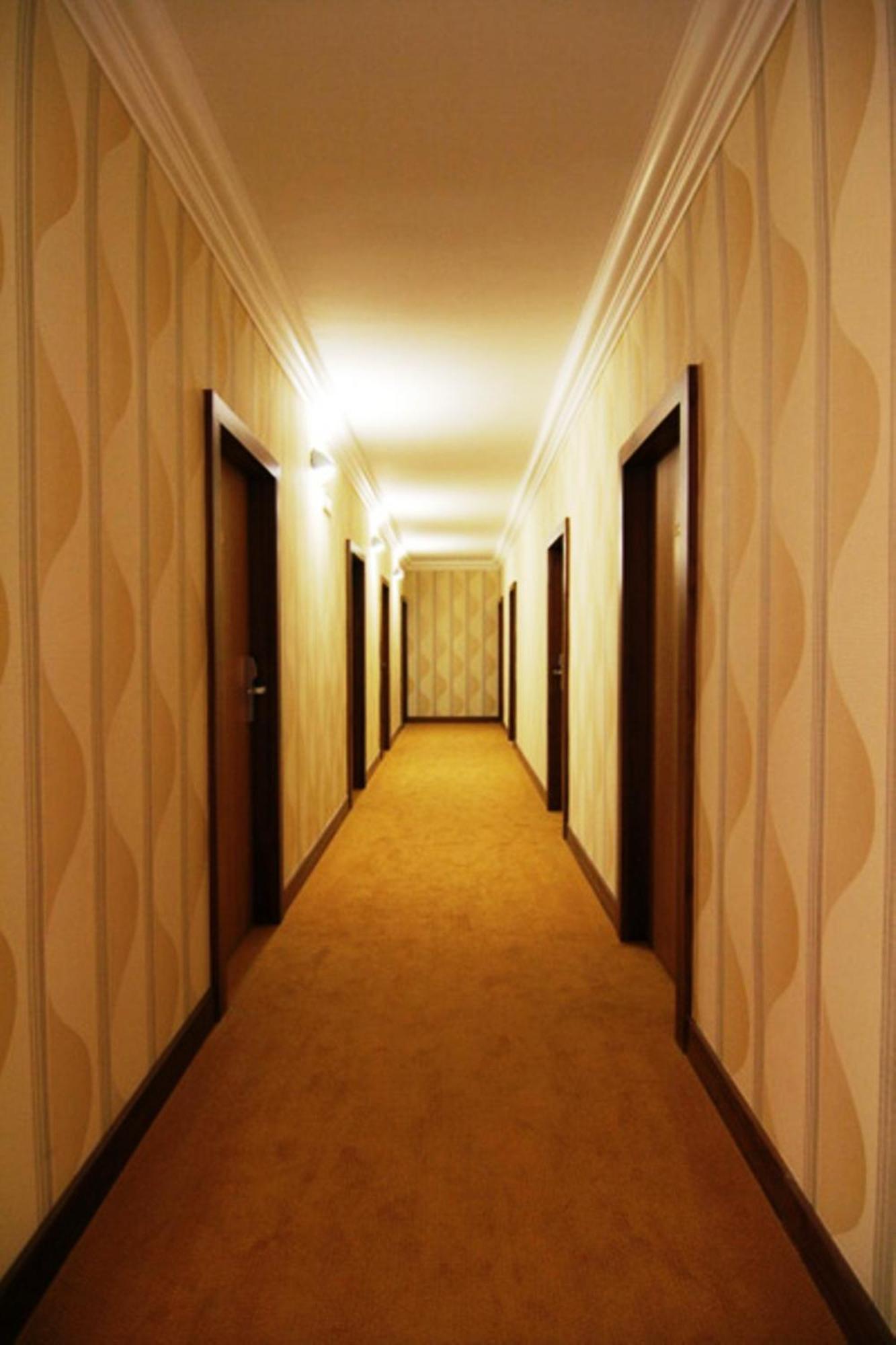 Single Room,998521992:JPEG
