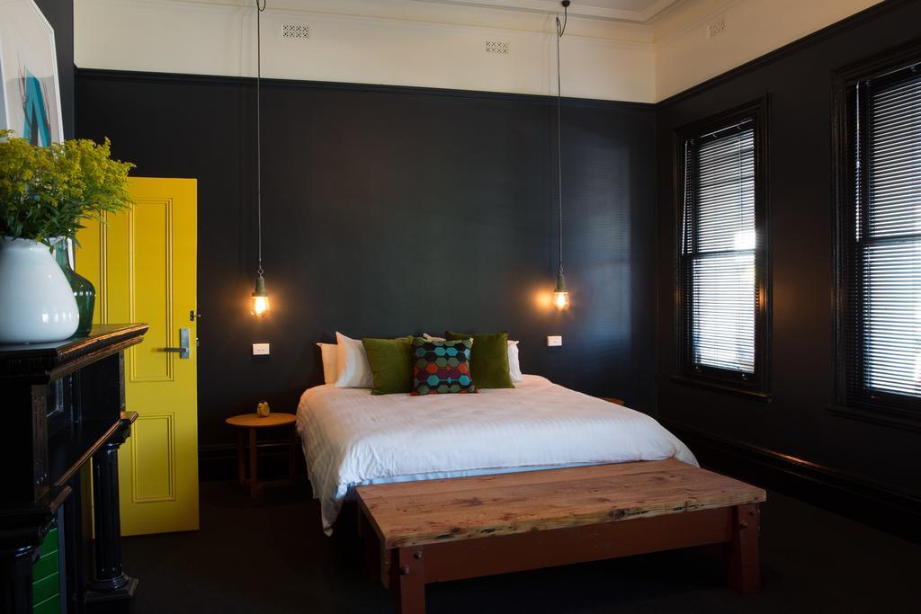 Premium King Room