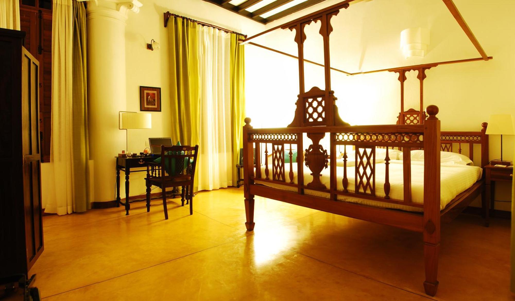 Deluxe Room with Four Poster Bed -complimentary guided heritage walk (4:00 PM – 6:00 PM)