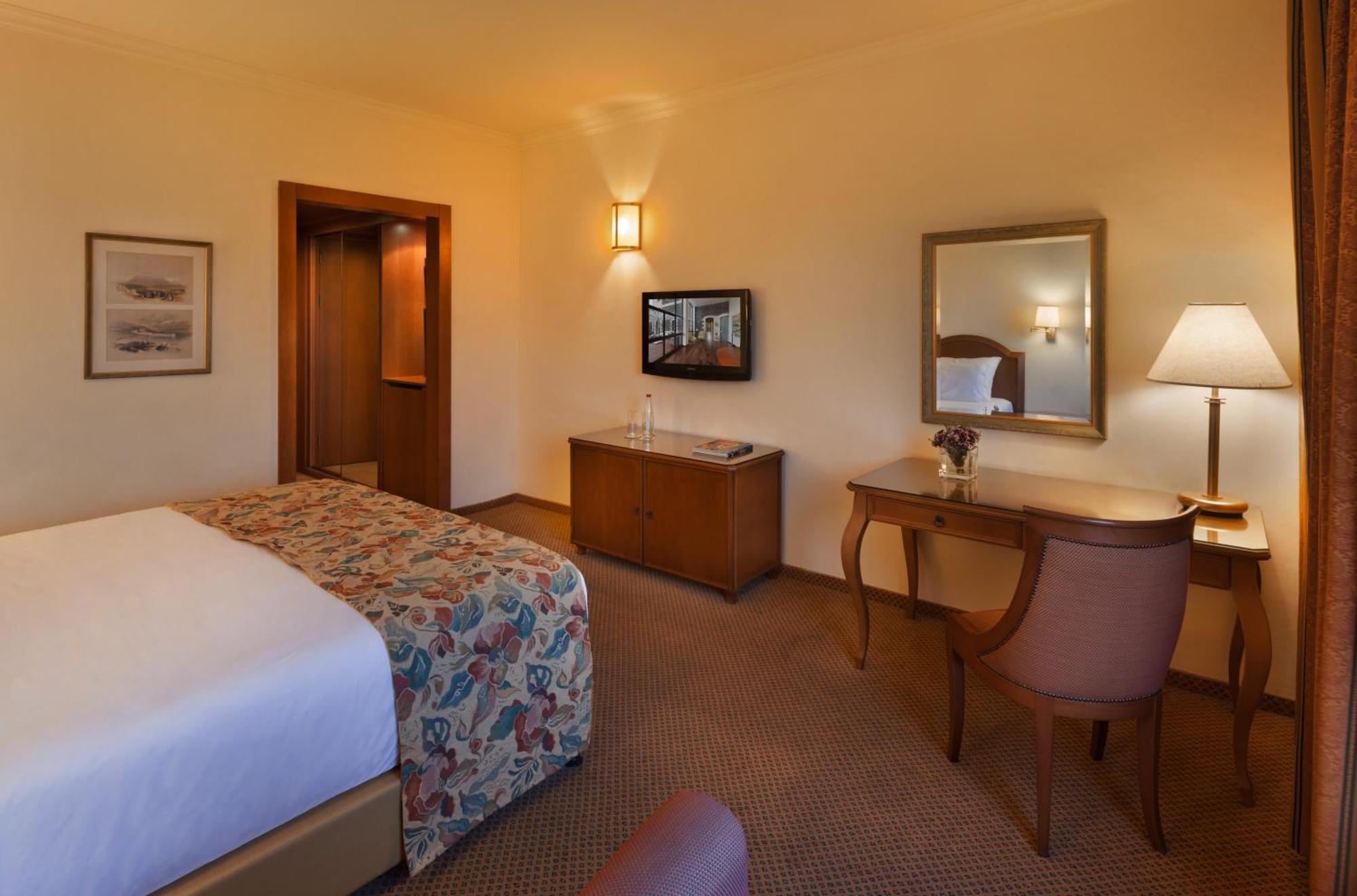 Unique Room