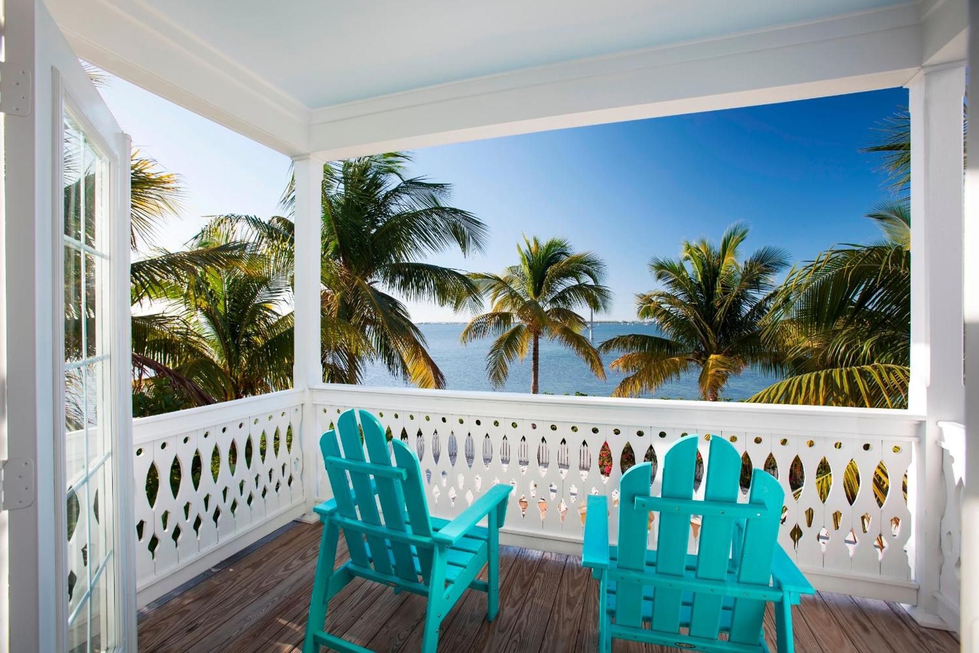 One-Bedroom Suite with Partial Water View