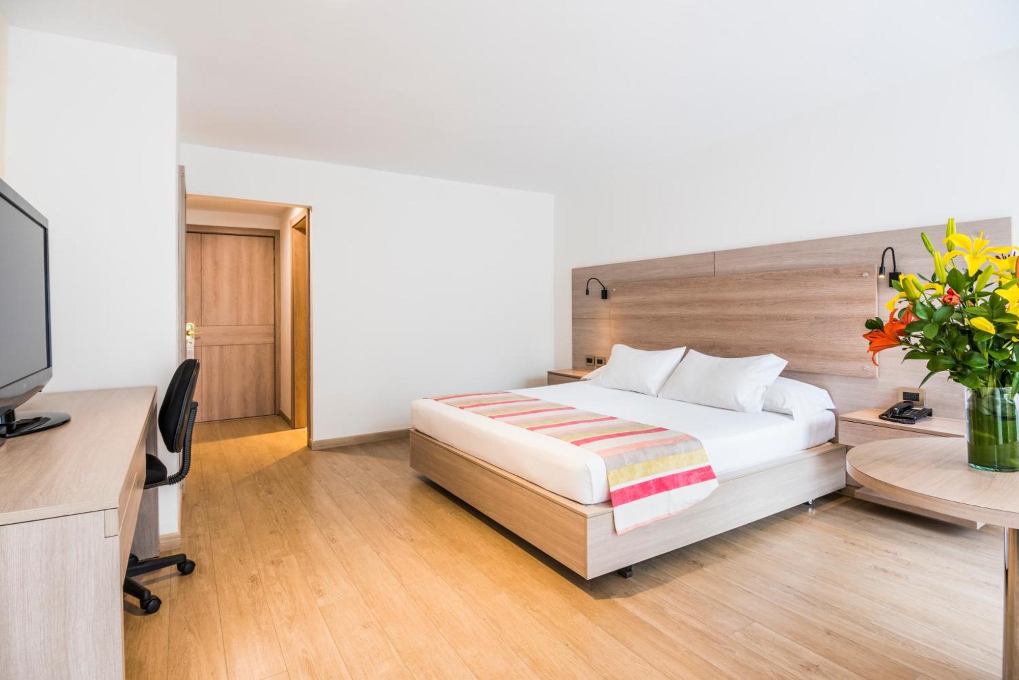 Superior King Room,1228402967:JPEG