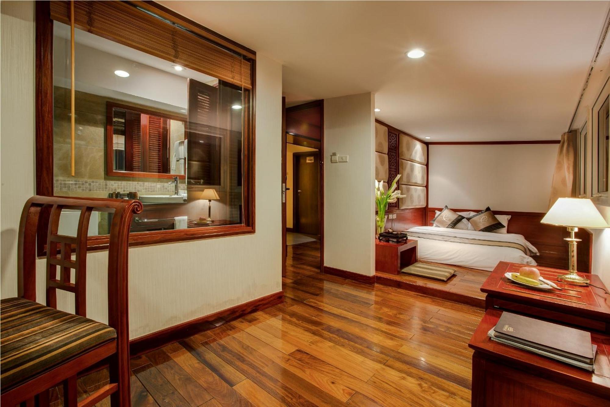Tatami Room