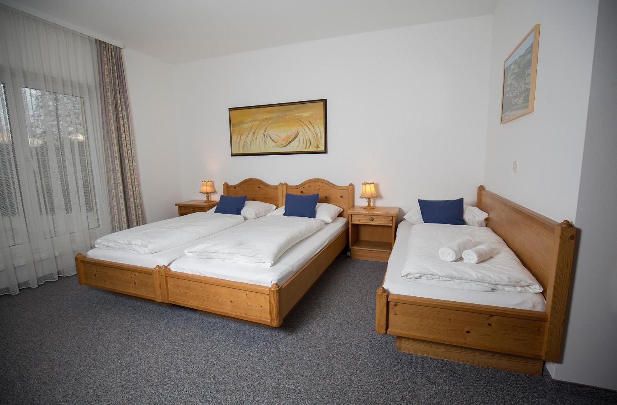Triple Room,688772064:JPEG