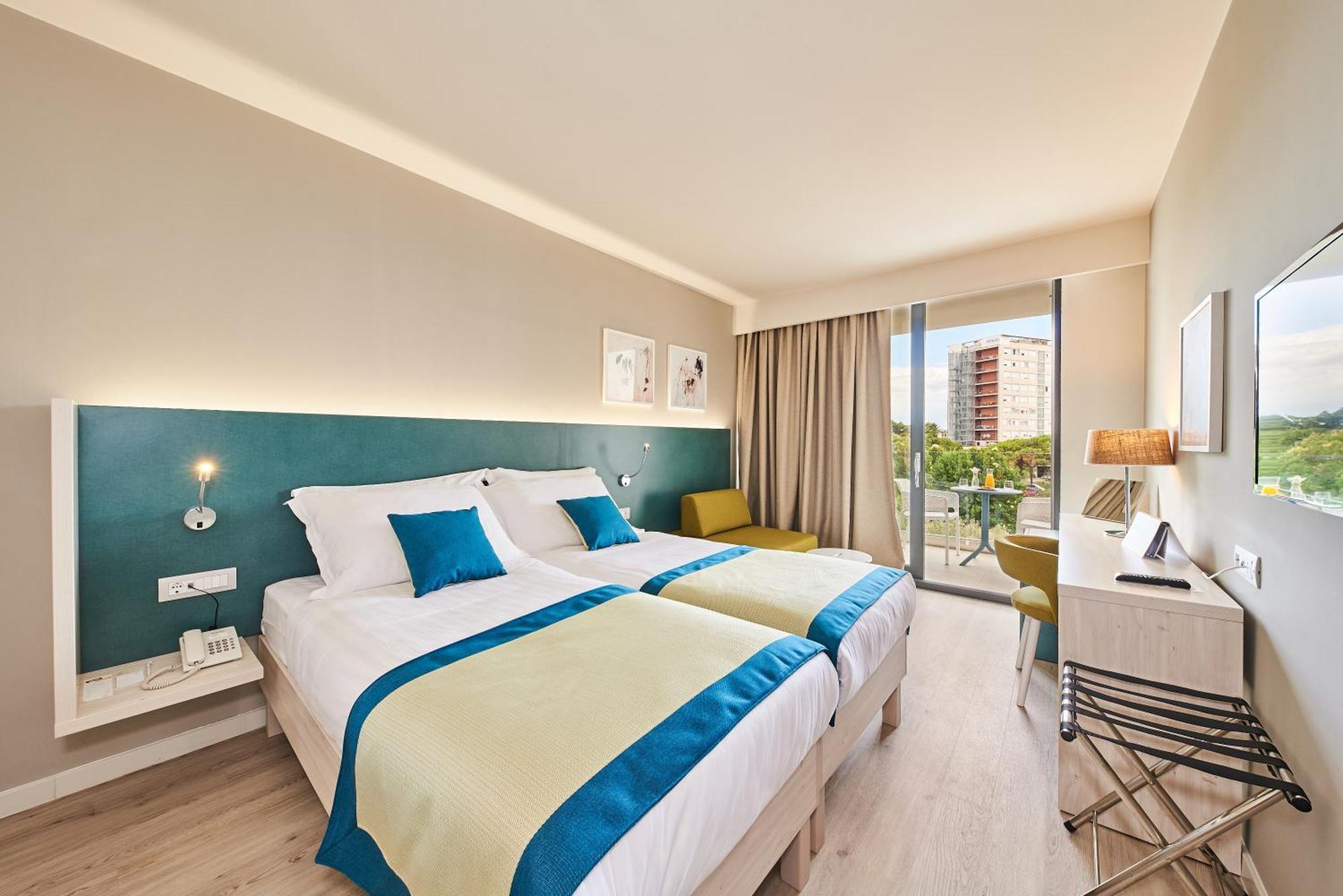 Superior Room with Balcony
