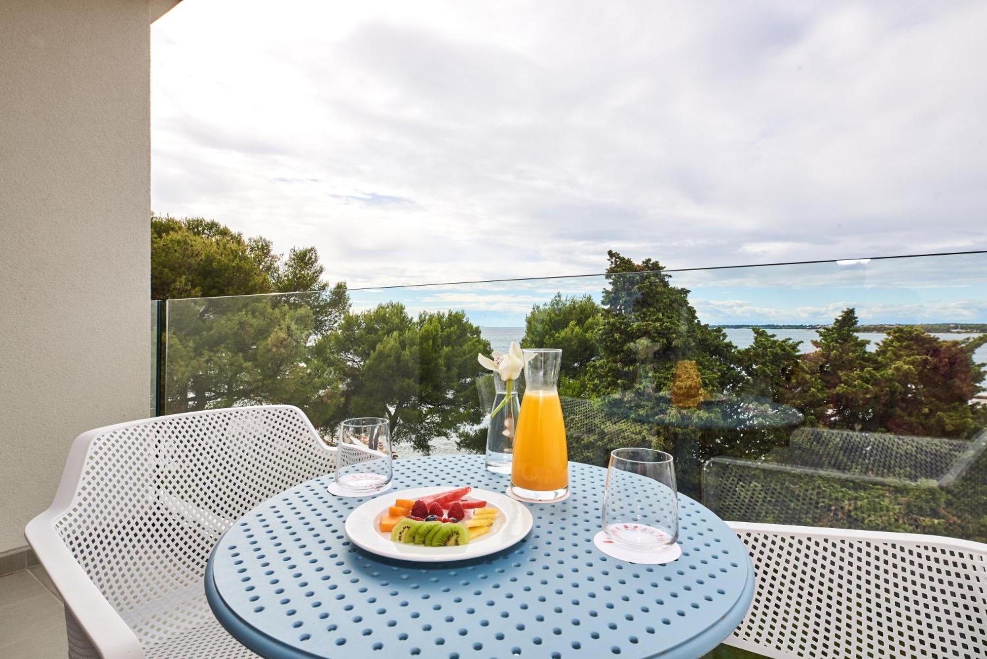 Premium Family Room with Balcony and Sea View