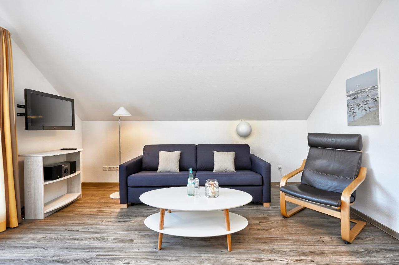 Apartment,695647128:JPEG