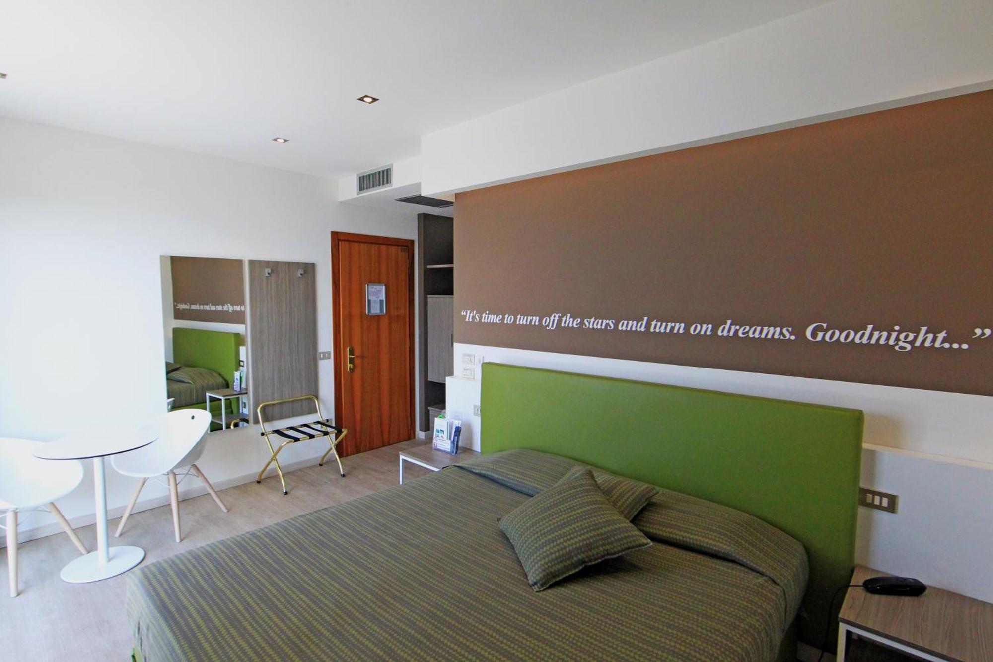 Superior Double or Twin Room Balcony Lake View