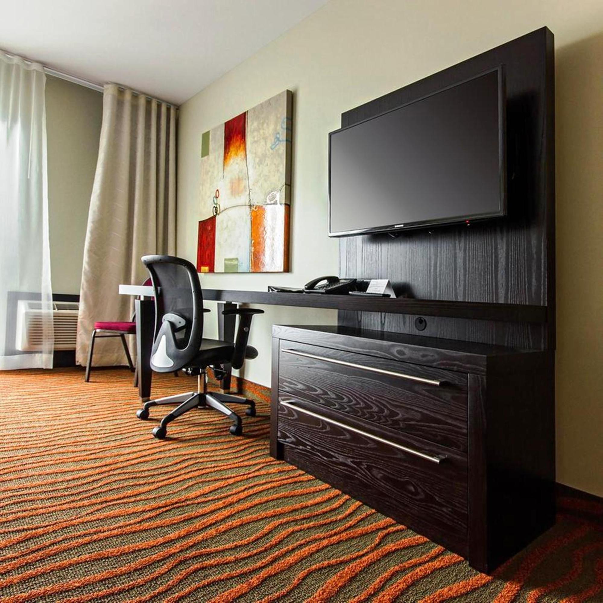 King Room with Parking View - Disability Access - Non smoking