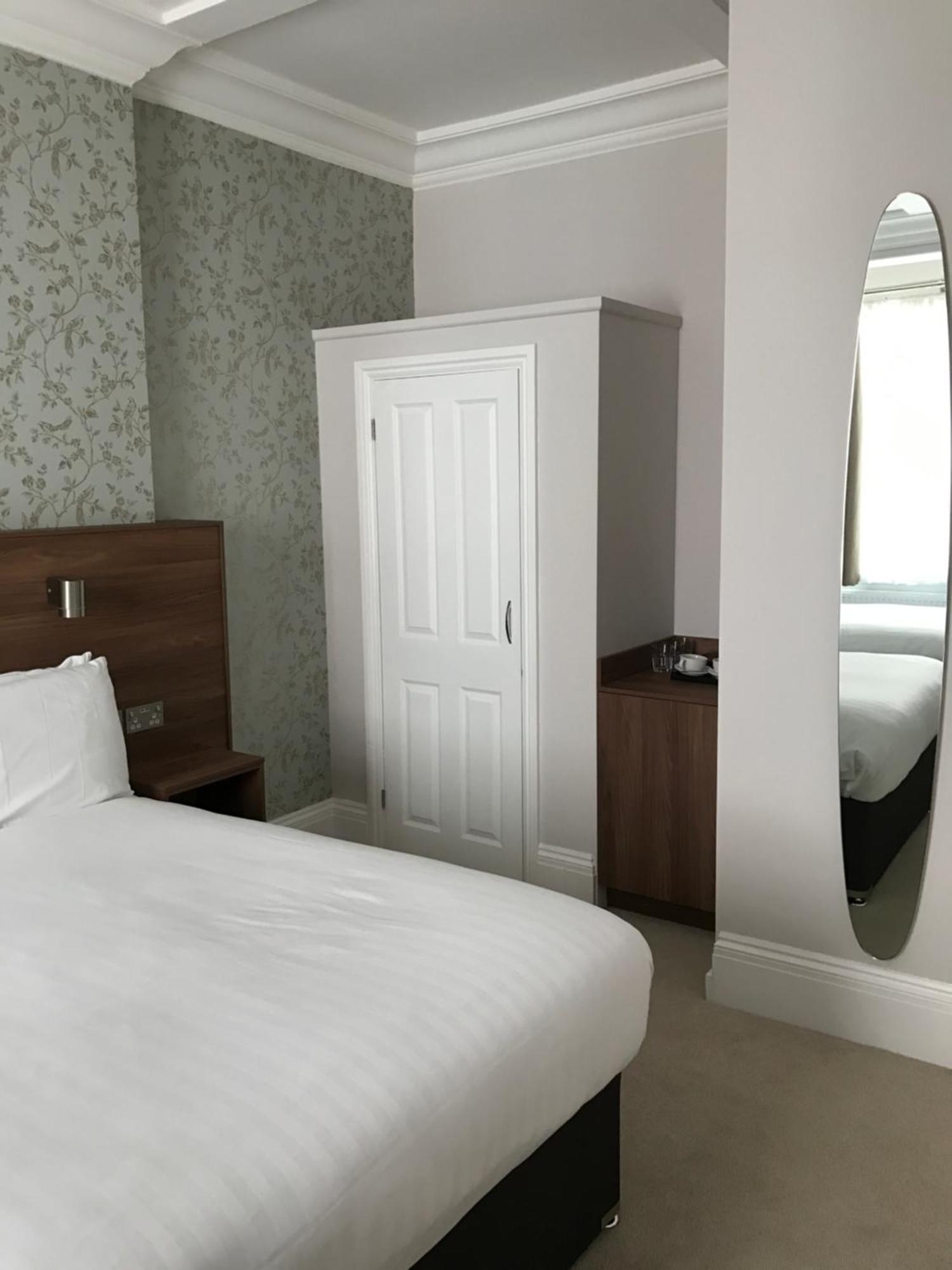 Triple Room,698104902:JPEG