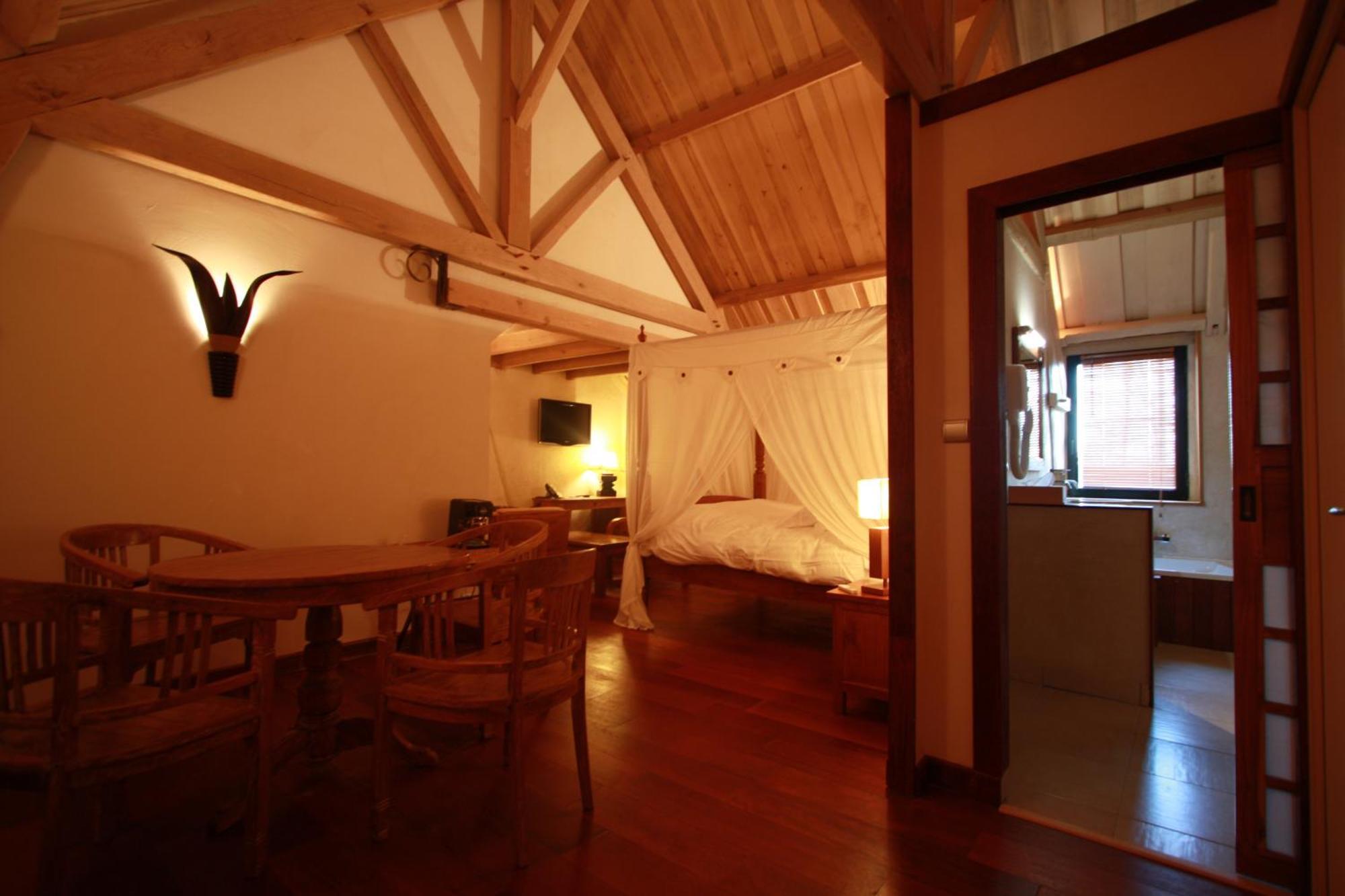 Deluxe Double Room Spa Access,917728501:JPEG