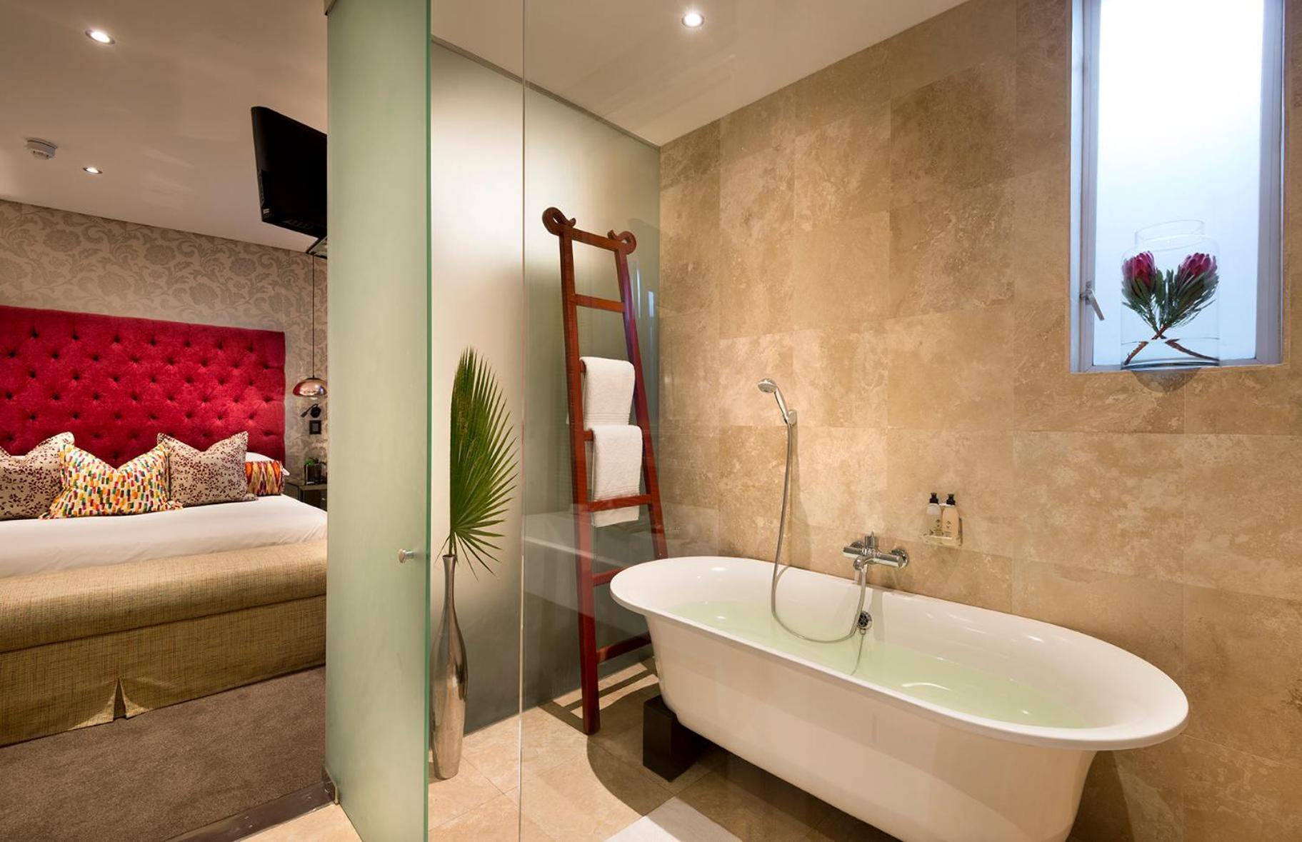 Grand Daddy Suite,1397461877:JPEG