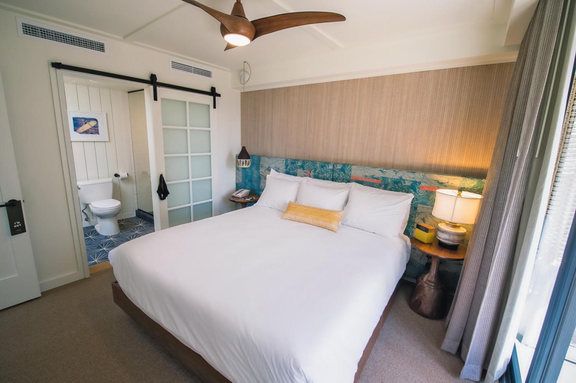 One-Bedroom Suite,787383876:JPEG