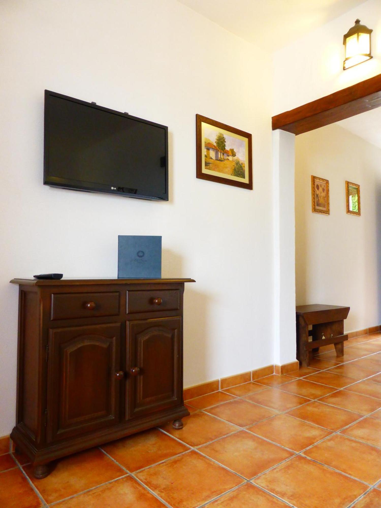 Standard Double Room,699726343:JPEG