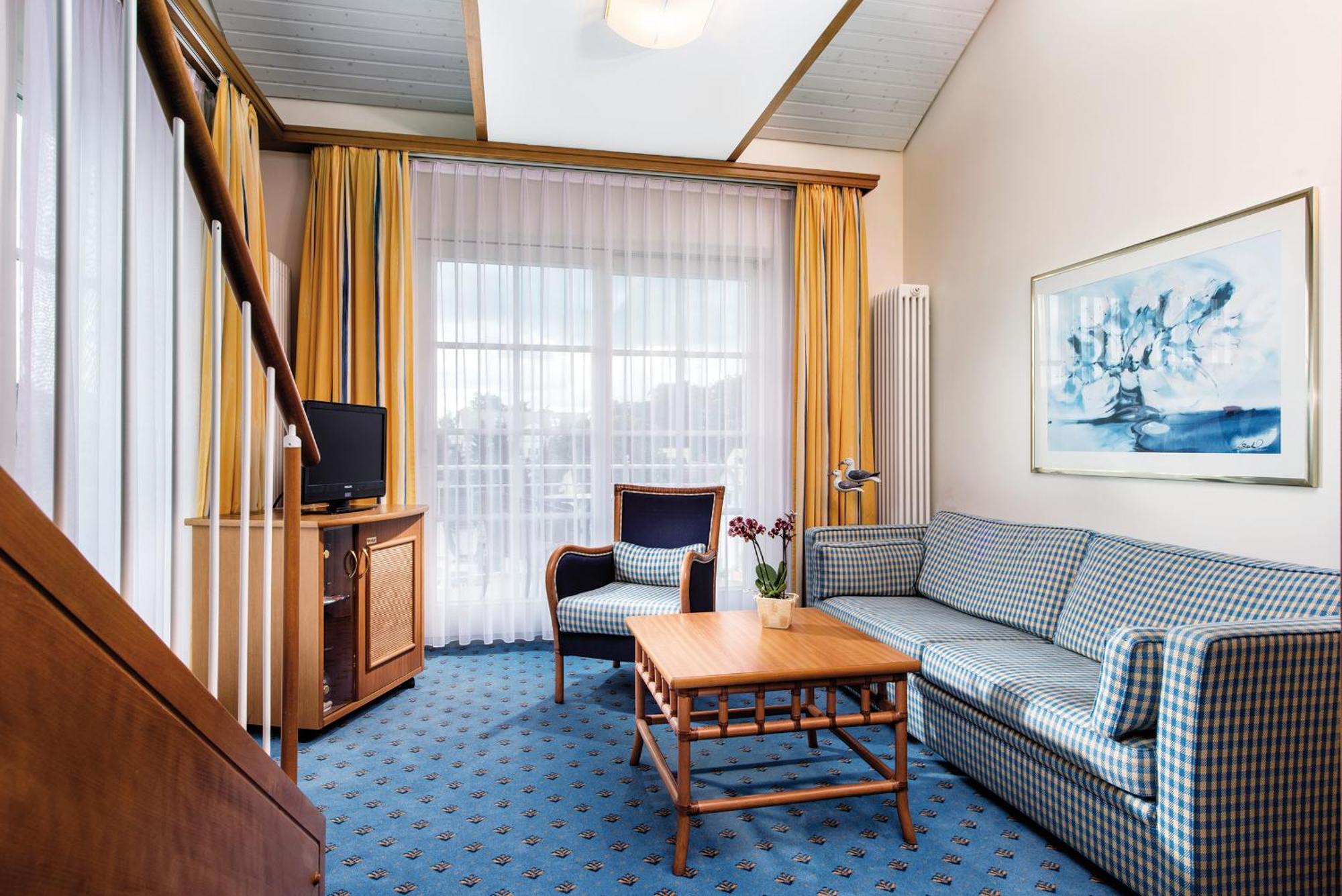 Junior Suite Balcony Sea Side