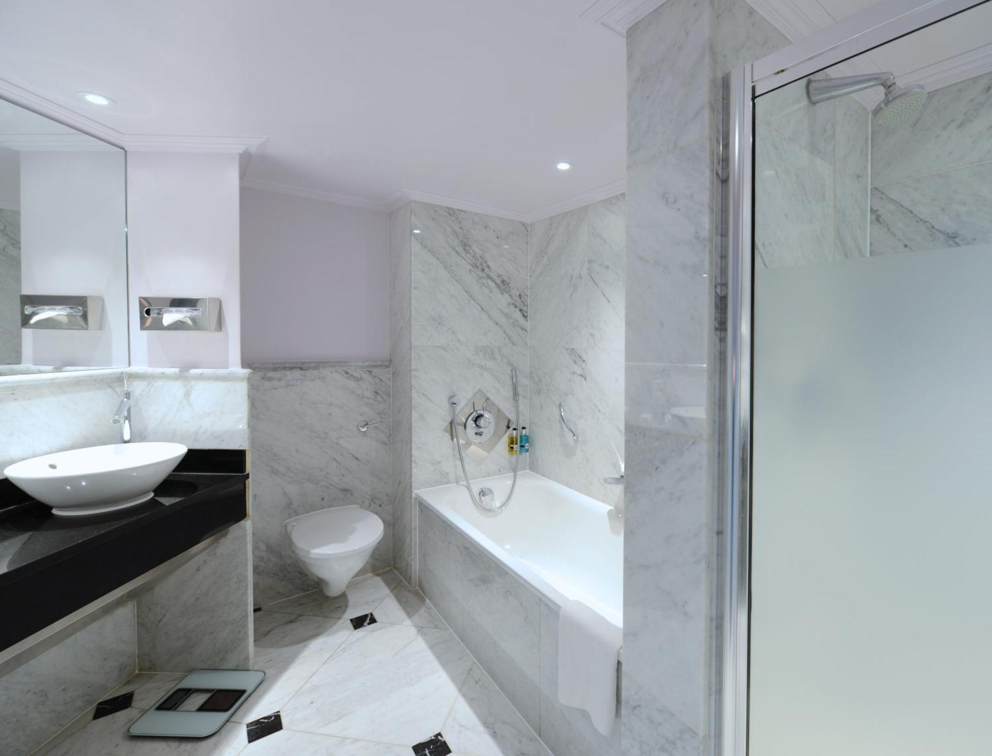 One-Bedroom Suite,1742568835:JPEG