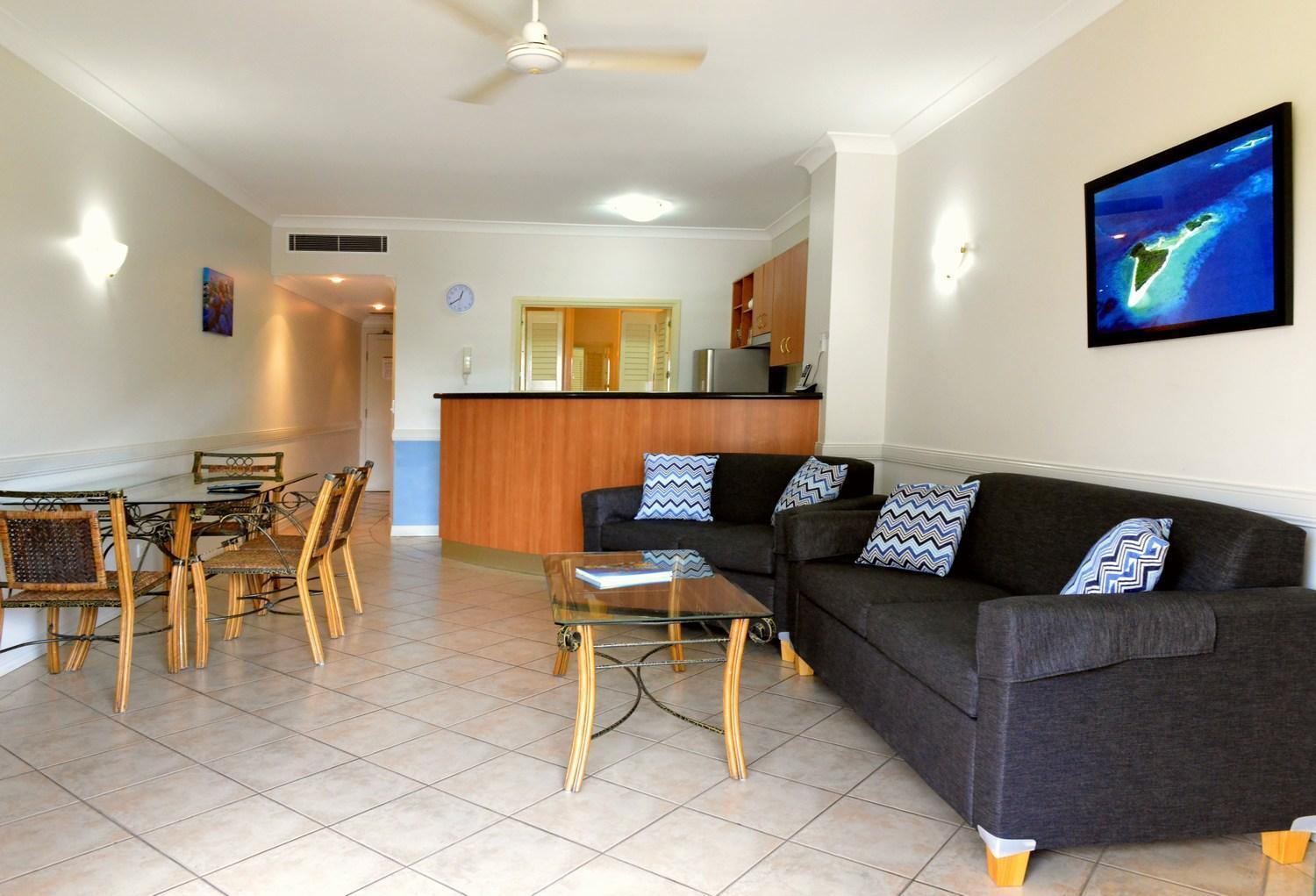 One-Bedroom Apartment Sea Side