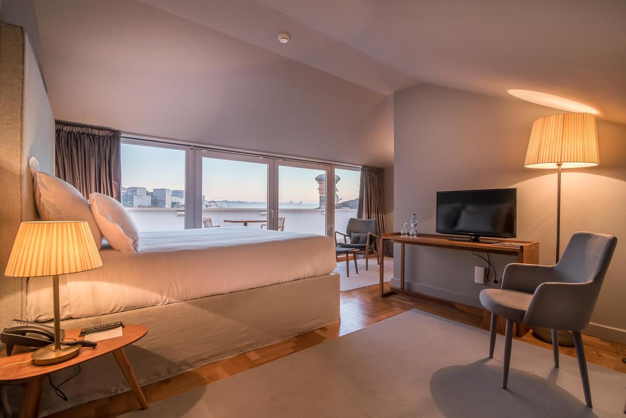 Grande Chambre Double de Luxe avec Terrasse - Vue sur Mer