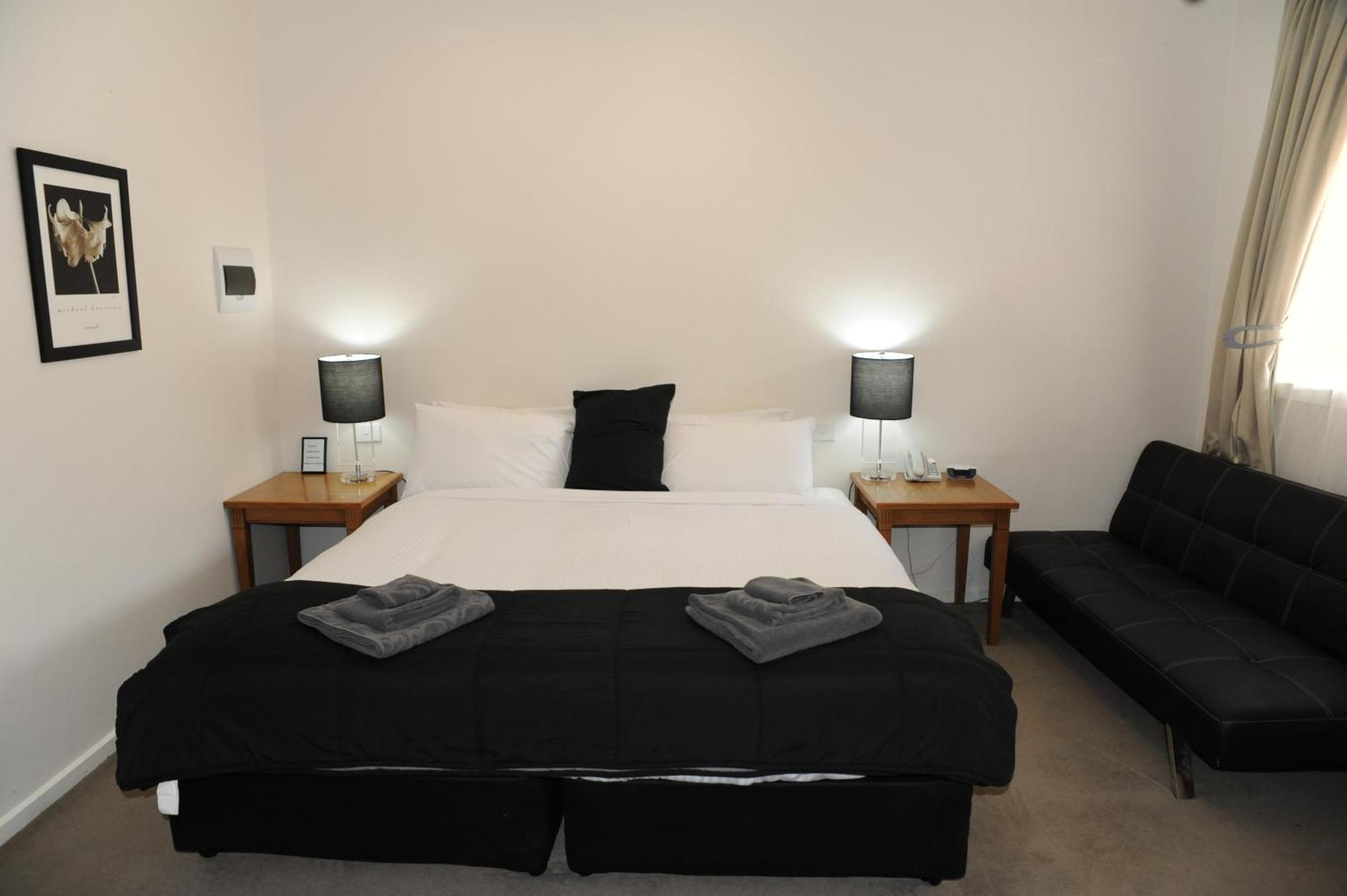 Economy Family Room