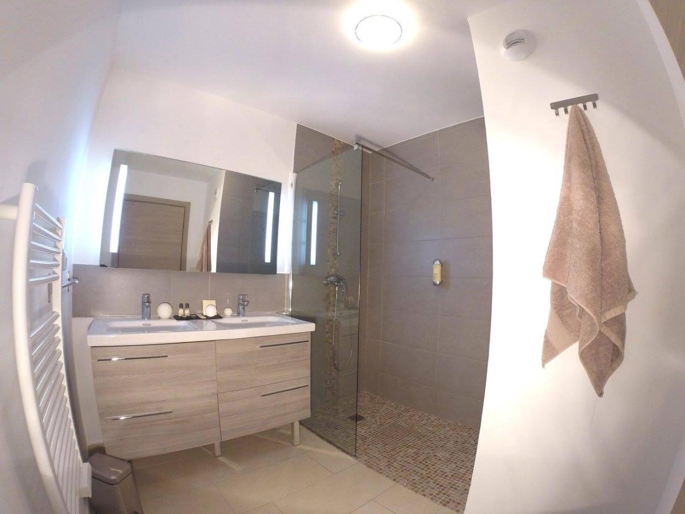 Superior Suite,1769876439:JPEG