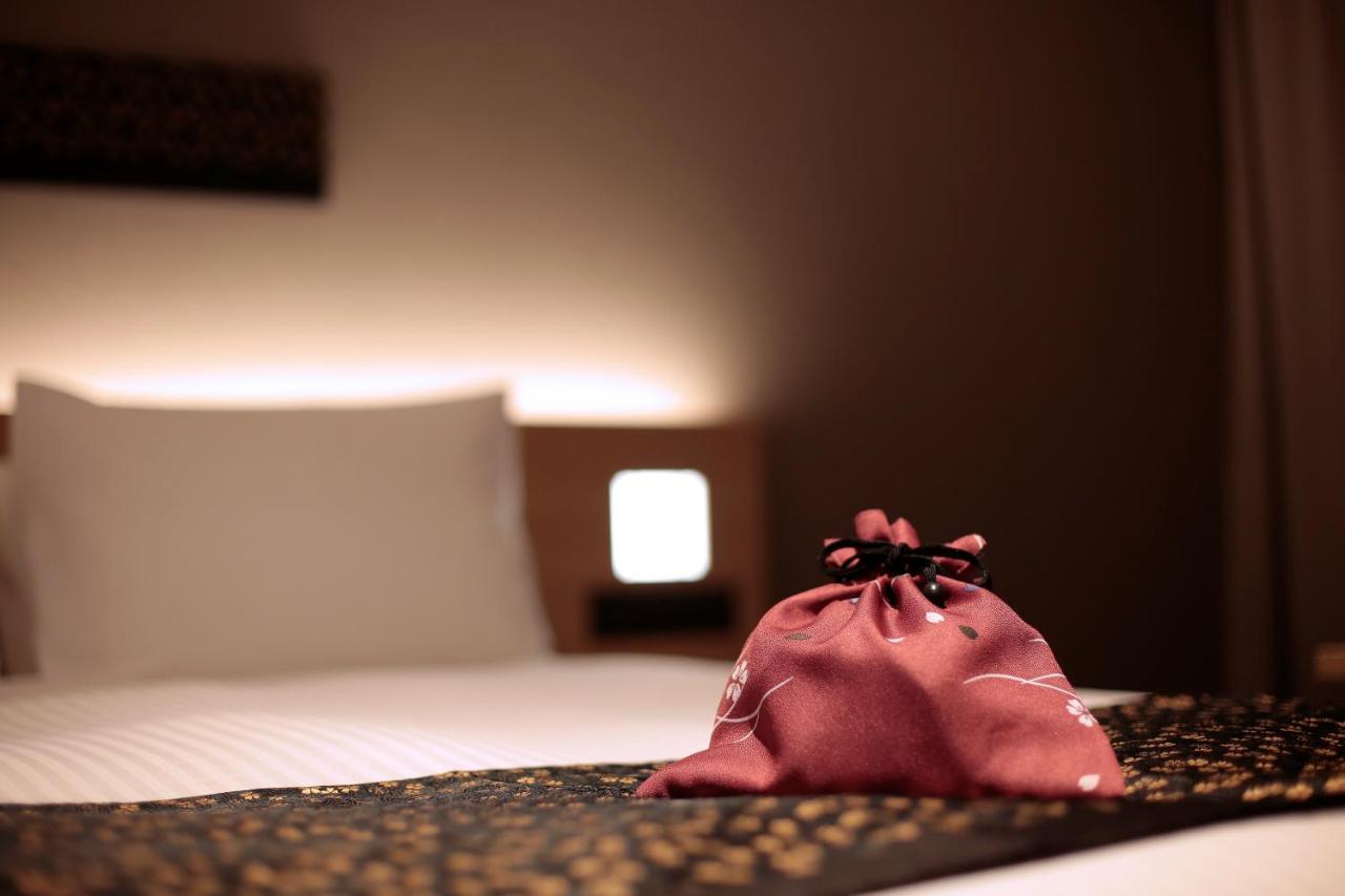 Superior Queen Room with Free access to Lounge - Non-Smoking